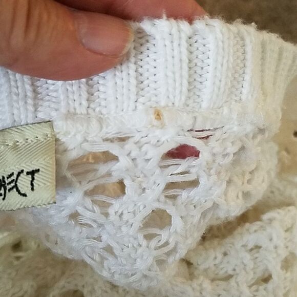 Sweater Project White Sleeveless Sweater Tunic Top Size Medium Cozy Knit - Picture 4 of 4